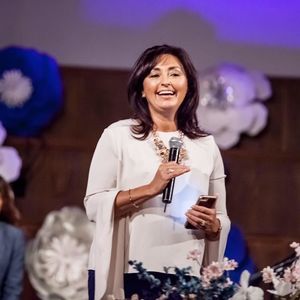 Meet your Posher, Graciela